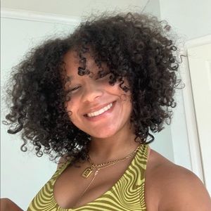 Meet your Posher, Amiah